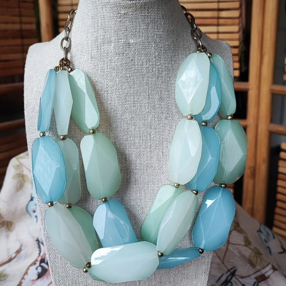 Salmon Color Faceted Translucent Acrylic Lucite Large Oval Flat Bead Necklace